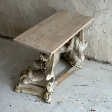 Load image into Gallery viewer, Late 19th Century French Plaster Capital