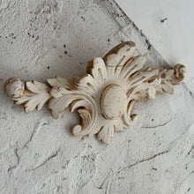 Load image into Gallery viewer, Early 19th Century French Pediment