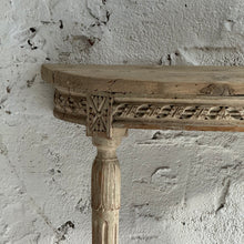 Load image into Gallery viewer, Early 19th Century French Console Table