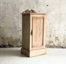 Load image into Gallery viewer, Late 19th Century French Cupboard