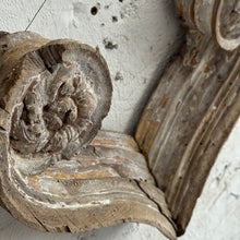 Load image into Gallery viewer, Late 18th Century French Architectural Fragment