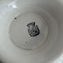 Load image into Gallery viewer, Late 19th Century French Digoin &amp; Sarreguemines White Glazed Tureen with Artichoke Finial