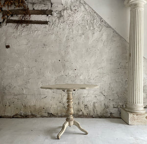 19th Century French Pedestal Table