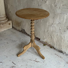 Load image into Gallery viewer, Late 19th Century French Guéridon