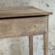 Load image into Gallery viewer, Late 18th Century French Provencial Table