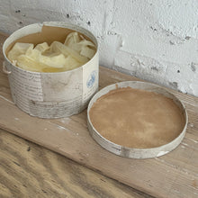 Load image into Gallery viewer, Vintage French Atelier-style Box