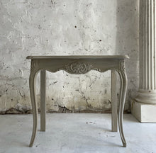 Load image into Gallery viewer, Early 20th Century French Console Table