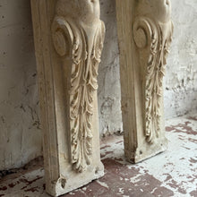 Load image into Gallery viewer, Pair Of 19th Century French Plaster Putti Corbels