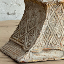 Load image into Gallery viewer, Late 18th Century French Carved Plinth