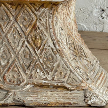 Load image into Gallery viewer, Late 18th Century French Carved Plinth