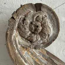 Load image into Gallery viewer, Late 18th Century French Architectural Fragment