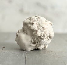 Load image into Gallery viewer, 19th Century French Plâtre Putto Head