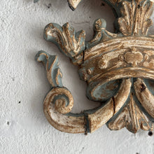 Load image into Gallery viewer, Late 18th Century French Wooden Crown Fragment