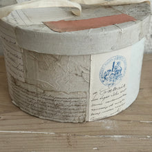 Load image into Gallery viewer, Vintage French Atelier-style Box