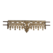 Load image into Gallery viewer, Early 19th Century French Cast Iron Balcony Cresting