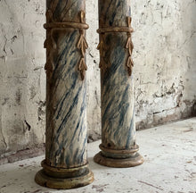 Load image into Gallery viewer, Late 18th Century Italian Columns