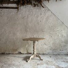 Load image into Gallery viewer, Late 19th Century Swedish Painted Table