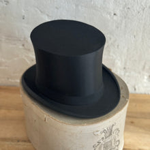 Load image into Gallery viewer, 19th Century Parisian Hatbox with top hat