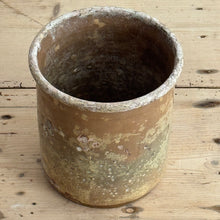 Load image into Gallery viewer, Early 19th Century Italian Pot