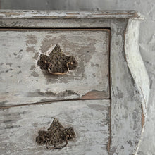 Load image into Gallery viewer, Early 20th Century French Bombe Commode