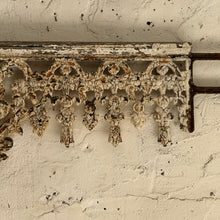 Load image into Gallery viewer, Early 19th Century French Cast Iron Balcony Cresting