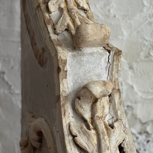 Late 18th Century Italian Wooden Corbel