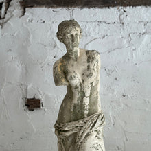 Load image into Gallery viewer, Early 20th Century French Venus De Milo Statue