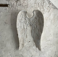 Load image into Gallery viewer, French Plâtre Angel Wings