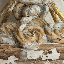 Load image into Gallery viewer, Late 18th Century Italian Wooden Altar Stand