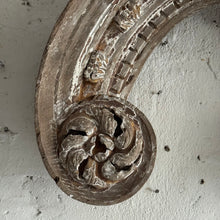 Load image into Gallery viewer, Late 18th / Early 19th Century French Carved Architectural Fragment