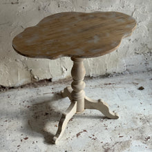 Load image into Gallery viewer, Late 19th Century Swedish Painted Table