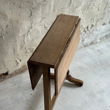 Load image into Gallery viewer, Late 19th Century French Table