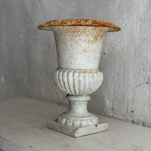 Load image into Gallery viewer, 20th Century French Urn
