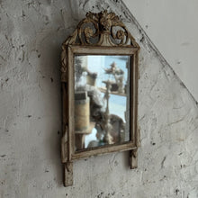 Load image into Gallery viewer, Late 18th Century French Marriage Mirror