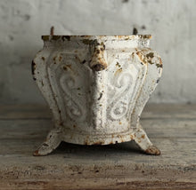 Load image into Gallery viewer, Early 19th century French Cast Iron Jardinere