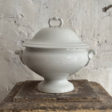 Load image into Gallery viewer, 19th Century French Soupiere