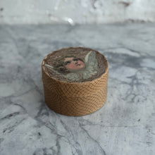 Load image into Gallery viewer, Vintage French Box