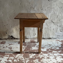Load image into Gallery viewer, Early 19th Century French Table