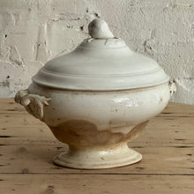 Load image into Gallery viewer, Late 19th Century French Caramelised Glazed Soupiere with Acanthus Scroll Handles &amp; Pear Finial