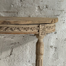 Load image into Gallery viewer, Early 19th Century French Console Table