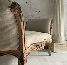 Load image into Gallery viewer, Early 19th Century French Carved ‘Banquette De Piano’