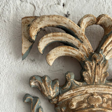 Load image into Gallery viewer, Late 18th Century French Wooden Crown Fragment