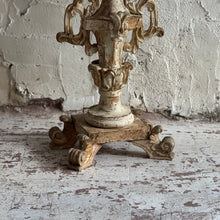 Load image into Gallery viewer, Early 19th Century Italian Gesso &amp; Gilt Pedestal Table