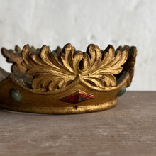 Load image into Gallery viewer, 19th Century French Wooden Crown