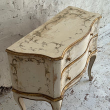 Load image into Gallery viewer, Early 20th Century French Serpentine Drawers