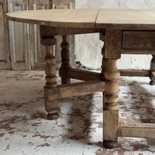 Load image into Gallery viewer, Early 19th Century French Gate Leg Table