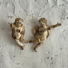 Load image into Gallery viewer, Pair Of Late 18th Century Italian Wooden Putti