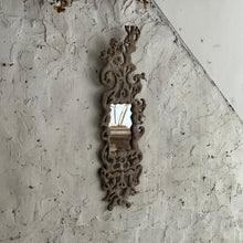 Load image into Gallery viewer, Late 19th Century Carved Mirror