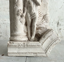 Load image into Gallery viewer, Late 19th Century French Plâtre Putti Fragment