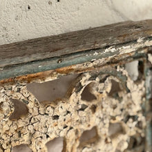 Load image into Gallery viewer, Early 19th Century French Cast Iron Balcony Cresting